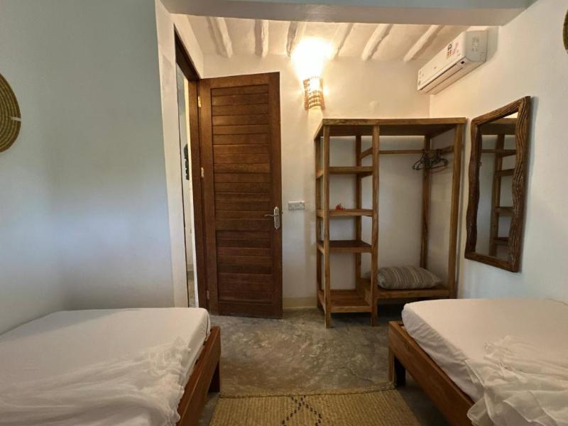 BREEZE RESIDENCE  image