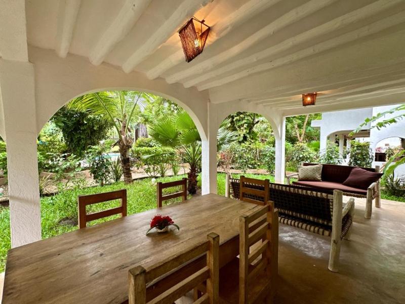 BREEZE RESIDENCE  image