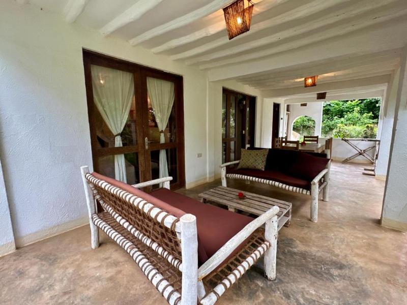 BREEZE RESIDENCE  image