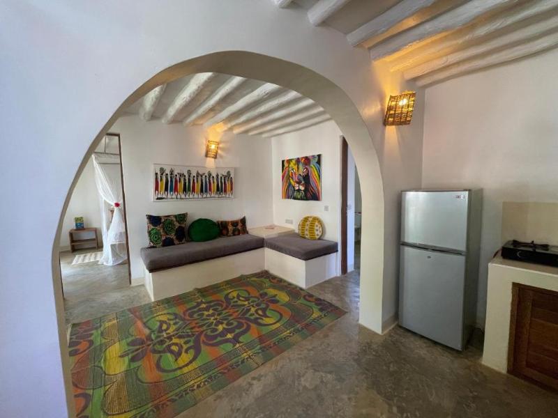 BREEZE RESIDENCE  image
