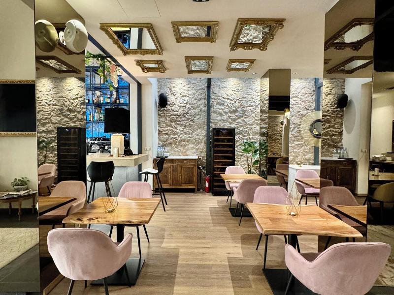 Athens The L7 Str Luxury Boutique Collection Hotel image
