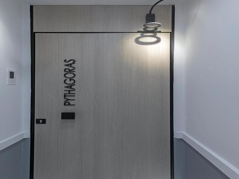Philosofia Athens Suites image