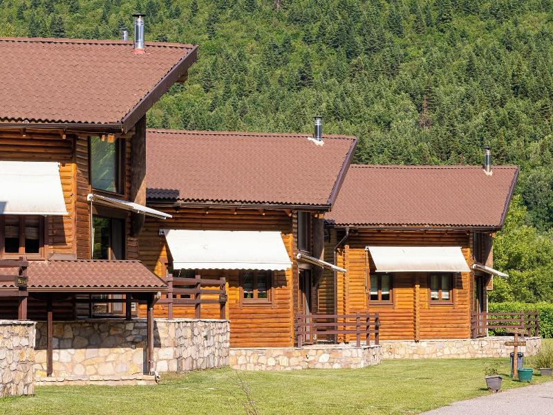 Natura Chalets