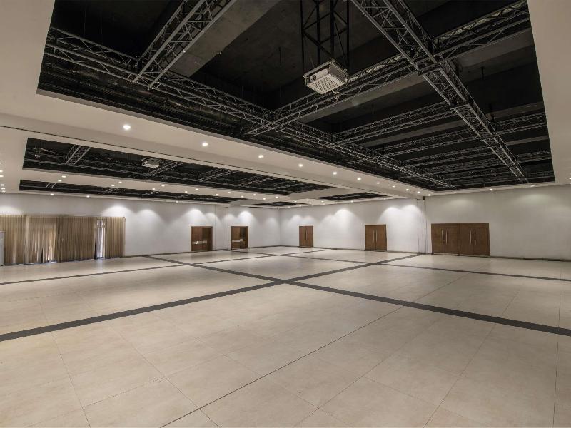 Pullman Kinshasa Grand Hotel image