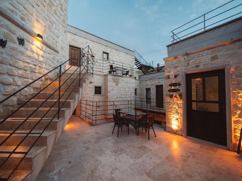 Cappatria Cave House image