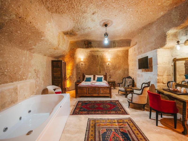 Cappatria Cave House image