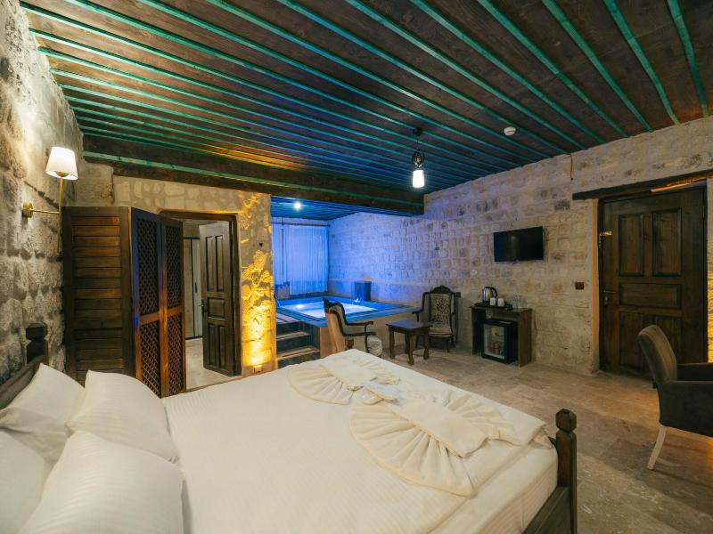 Cappatria Cave House image