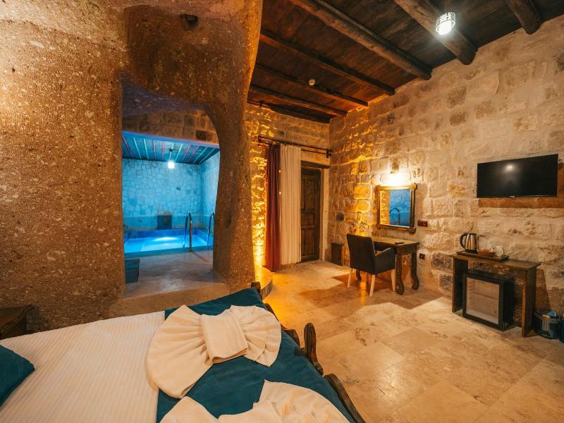 Cappatria Cave House image