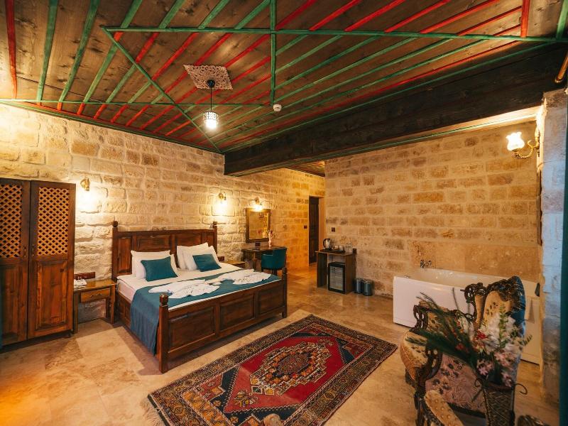 Cappatria Cave House image