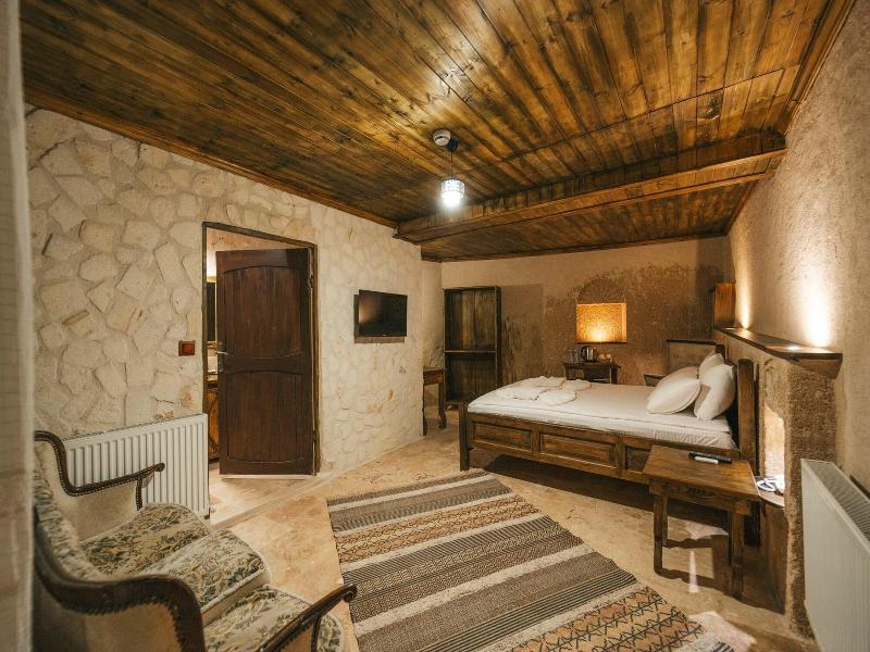 Cappatria Cave House image