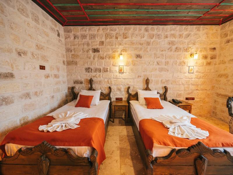 Cappatria Cave House image