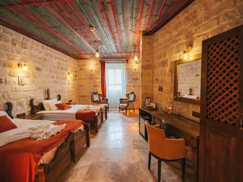 Cappatria Cave House image