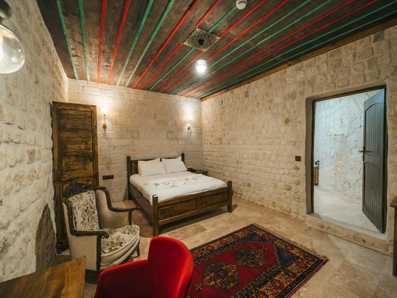 Cappatria Cave House image