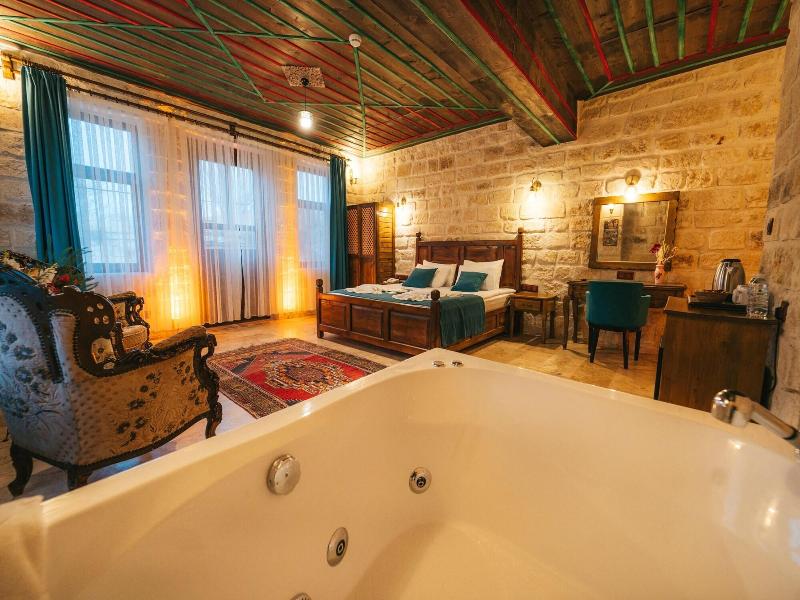 Cappatria Cave House image