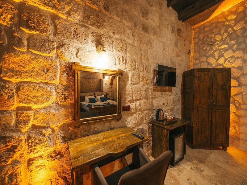 Cappatria Cave House image