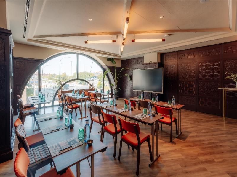 Only YOU Hotel Sevilla image