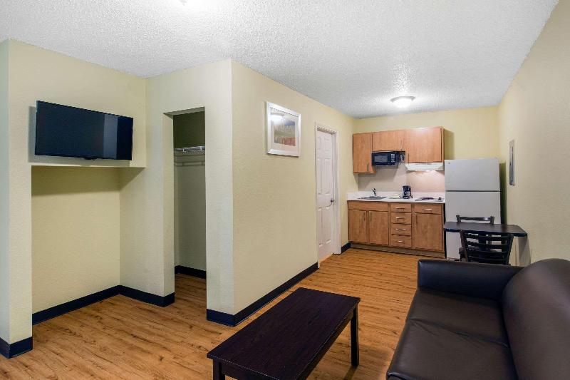 Hawthorn Extended Stay By Wyndham Lewisville 3