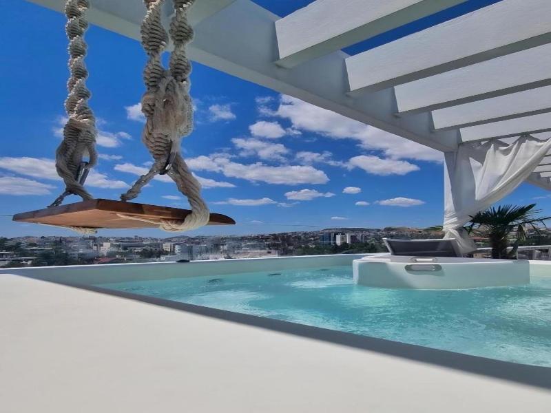 One 360 Skyline Athens Penthouses image