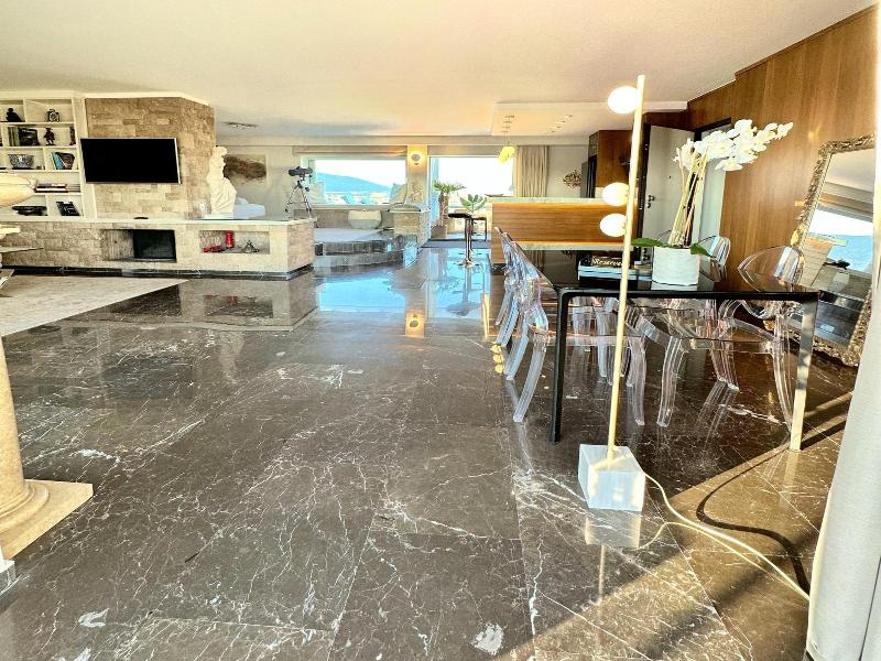 One 360 Skyline Athens Penthouses image
