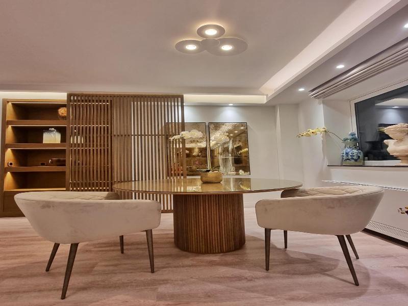 One 360 Skyline Athens Penthouses image
