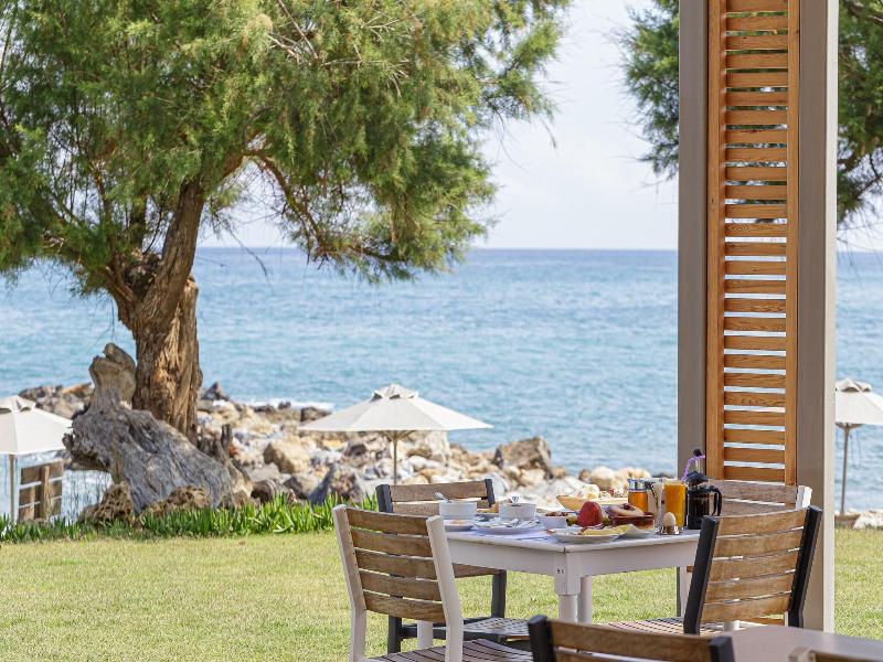 Eleven Boutique Suites image