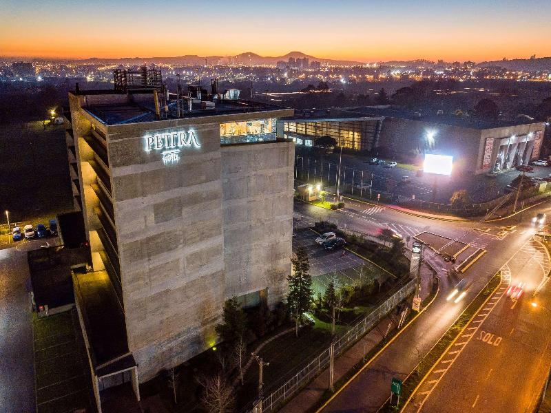 Wyndham Concepcion Pettra image