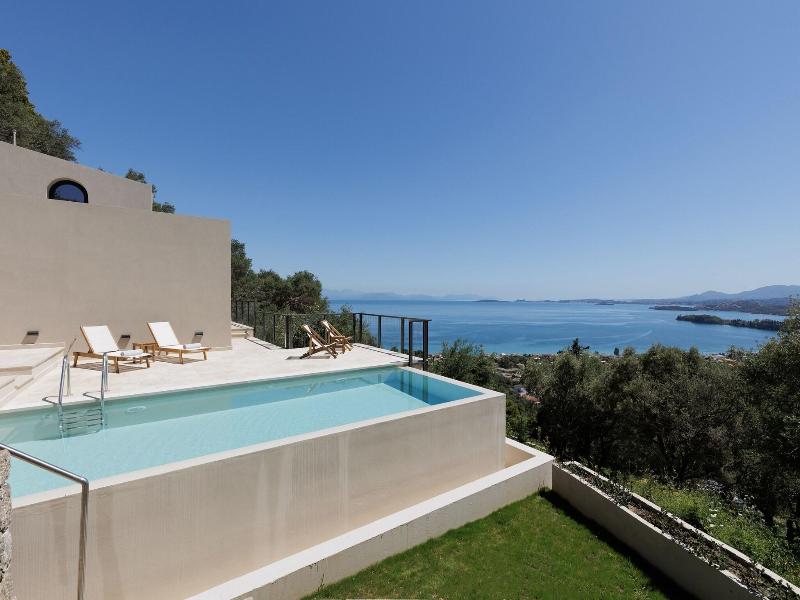 Greenstone Villa image
