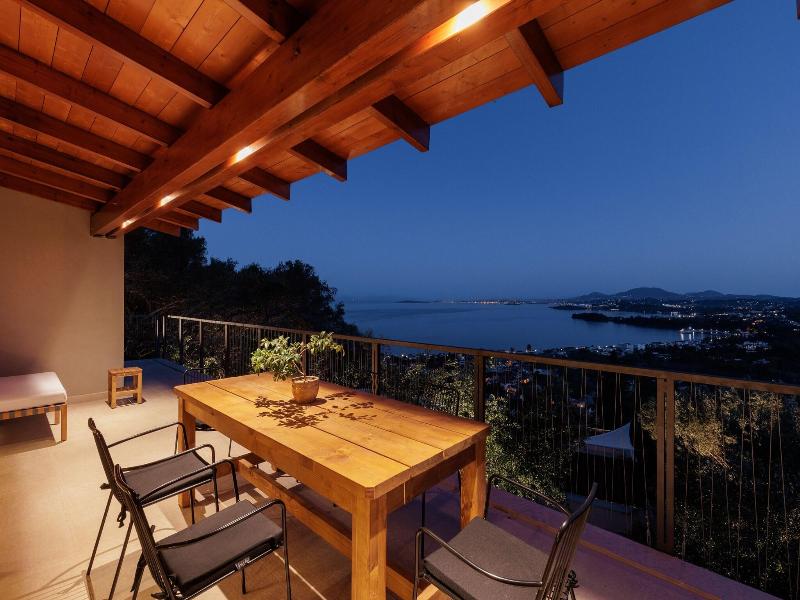 Greenstone Villa image