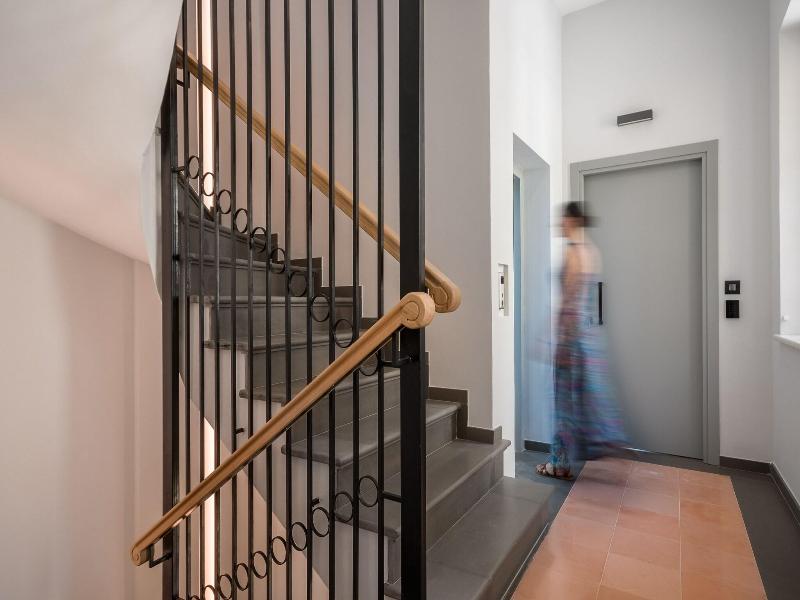 New York Luxury Suites image