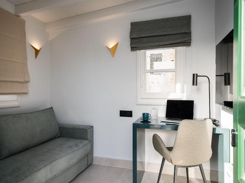 New York Luxury Suites image