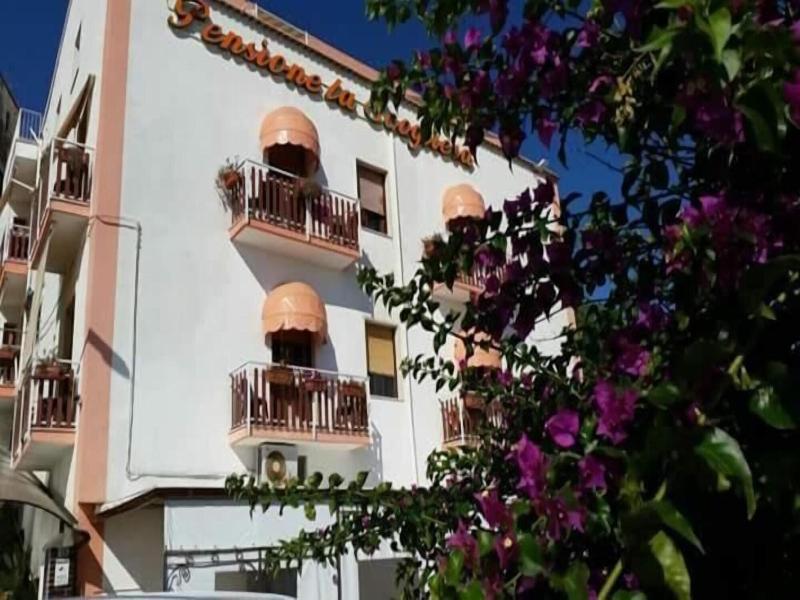 La Scogliera Hotel Boutique image