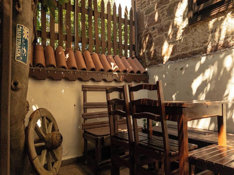 Tarihi Rum Konağı Antikhan image