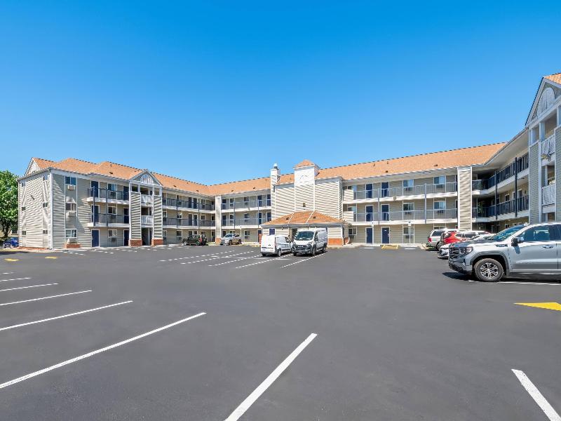 Suburban Extended Stay SE image