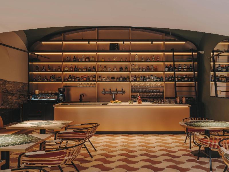 Hotel Palau Fugit image