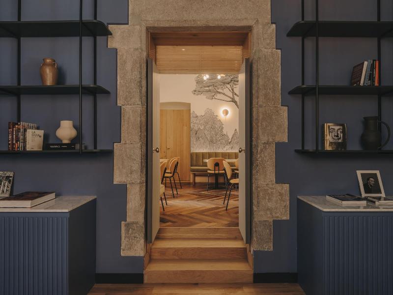 Hotel Palau Fugit image