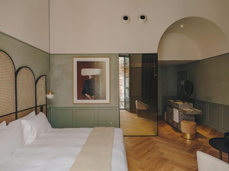 Hotel Palau Fugit image