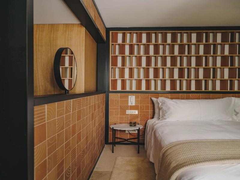 Hotel Palau Fugit image