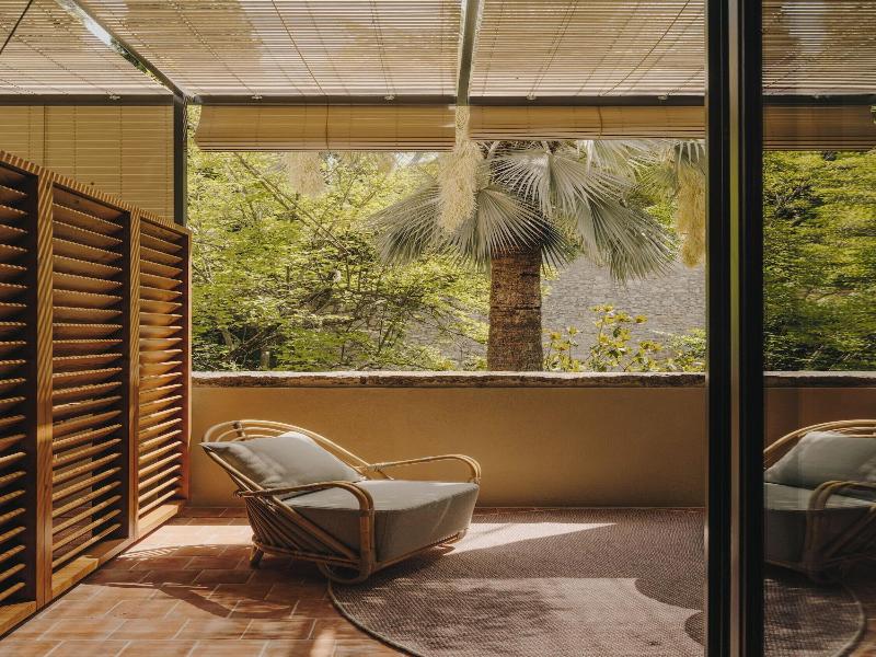 Hotel Palau Fugit image