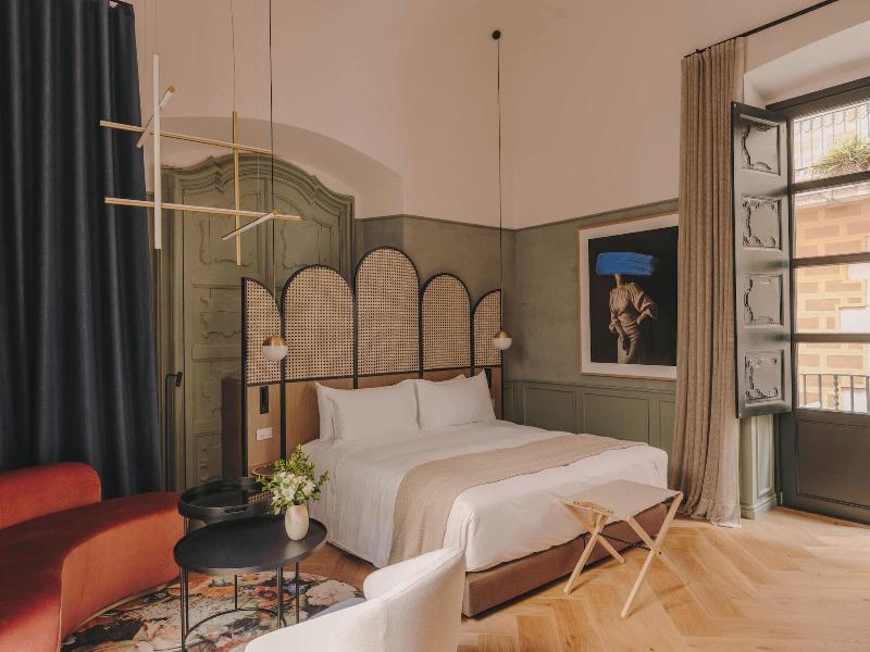 Hotel Palau Fugit image