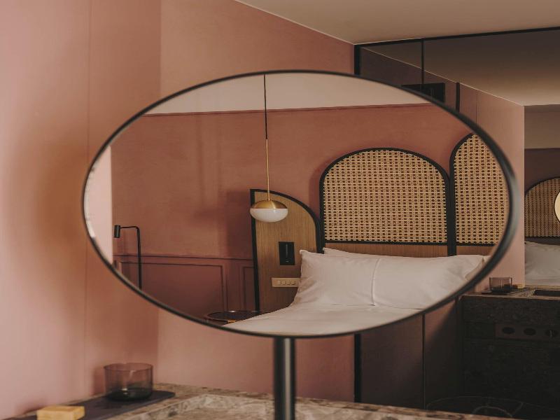 Hotel Palau Fugit image