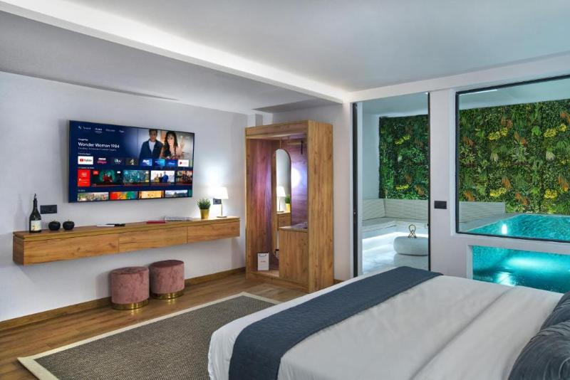CityLuxe Suites & Rooms image