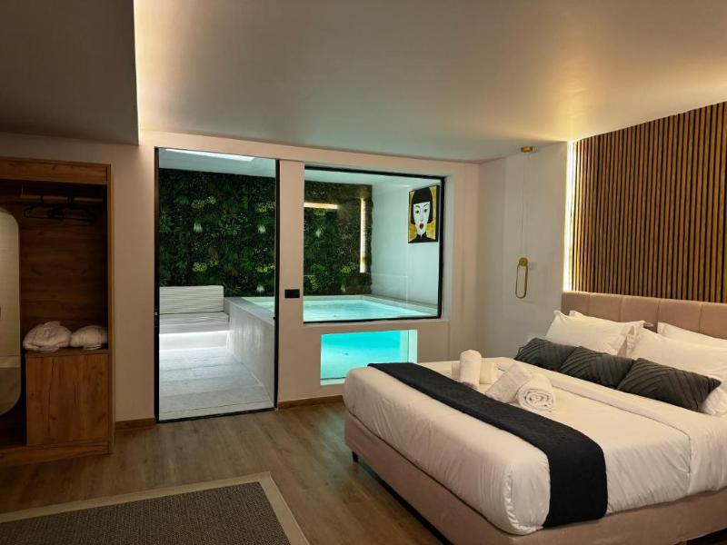 CityLuxe Suites & Rooms image