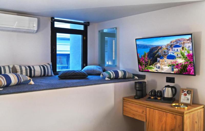 CityLuxe Suites & Rooms image