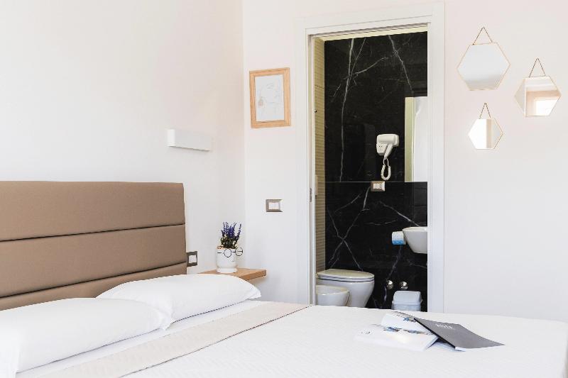 Art Boutique Rooms image