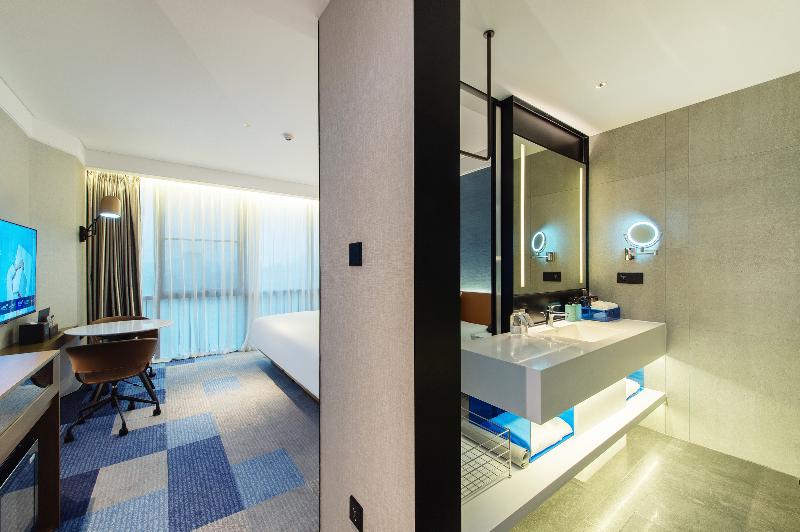 Novotel Dongguan Songshan Lake image