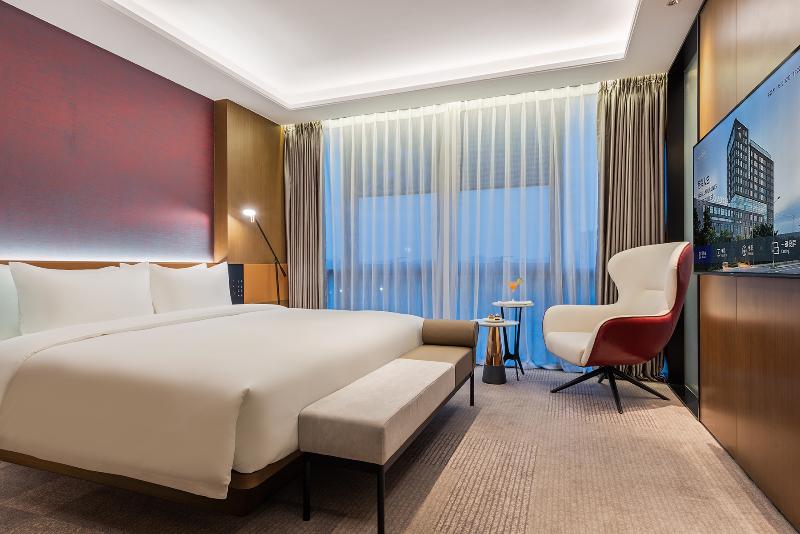 Novotel Dongguan Songshan Lake image