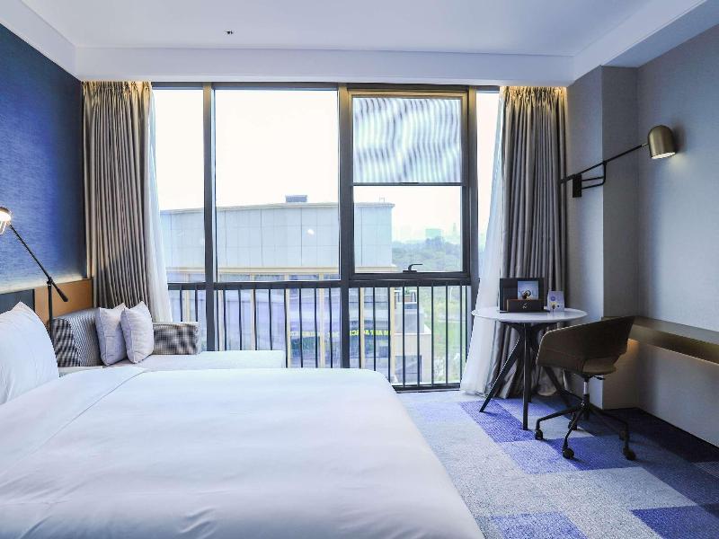 Novotel Dongguan Songshan Lake image