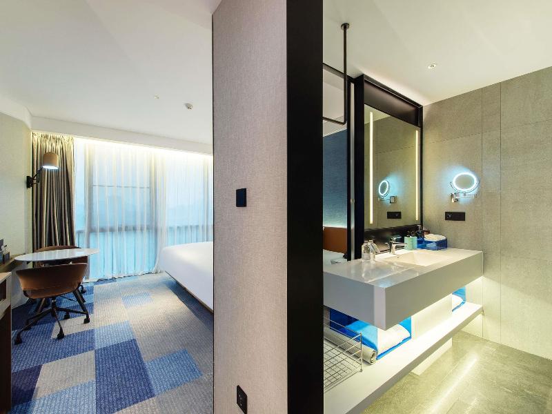 Novotel Dongguan Songshan Lake image