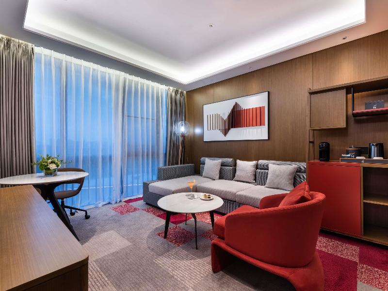 Novotel Dongguan Songshan Lake image