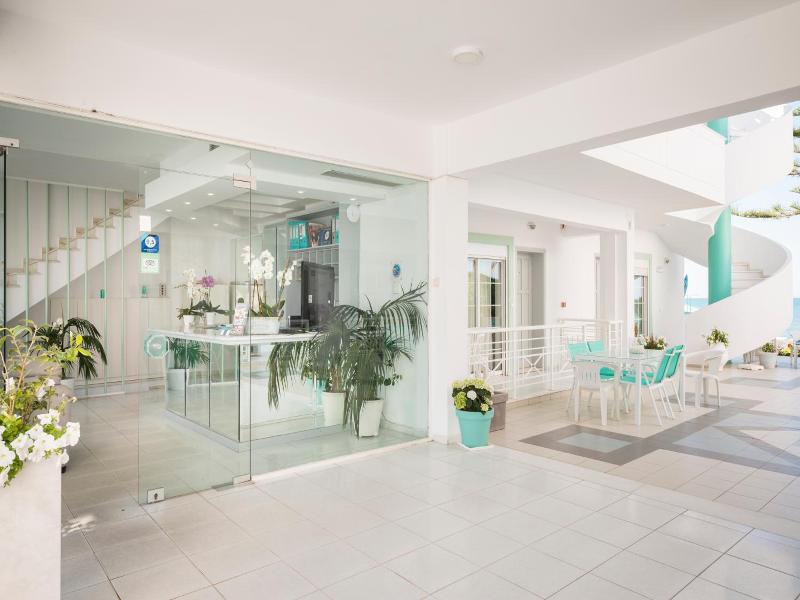 Kristall Suites image